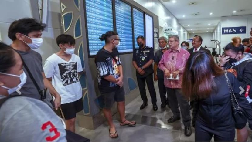21 mangsa penipuan kerja rakyat M'sia dibawa pulang ke tanah air 21 mangsa penipuan kerja rakyat M'sia dibawa pulang ke tanah air