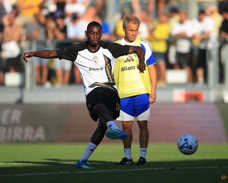 Juve boss Spalletti demands more from Kolo Muani