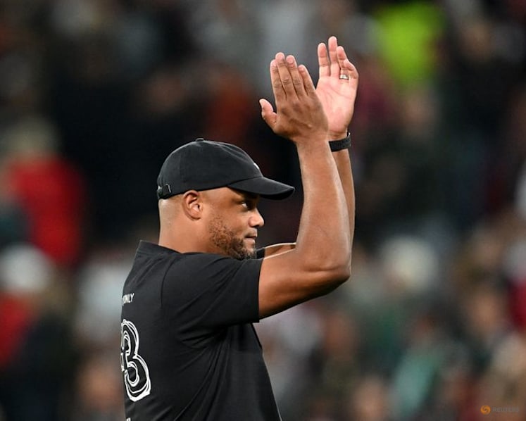Coach Kompany is happy with fuss-free Bayern contract extension