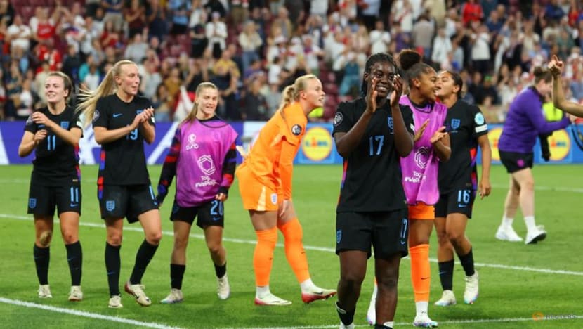 England teammates sing praises of young saviour Agyemang