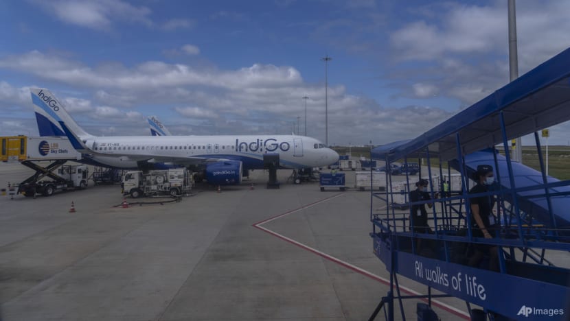 Teen detained by Mumbai police over bomb threats to India airlines Teen detained by Mumbai police over bomb threats to India airlines