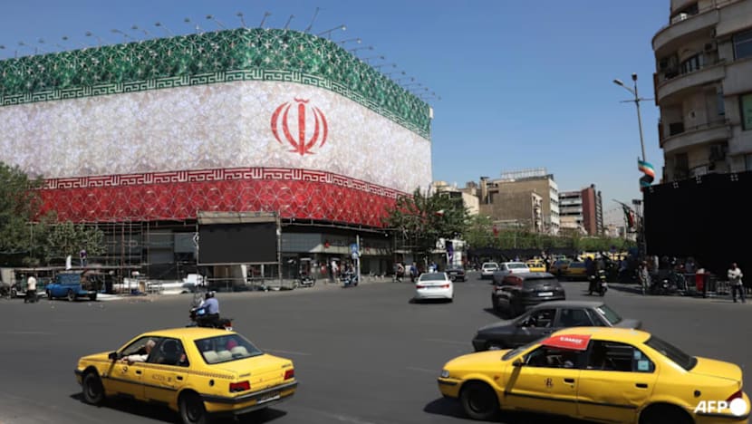 Iran sasar tapak tentera Amerika di Bahrain, Kuwait selepas diserang
