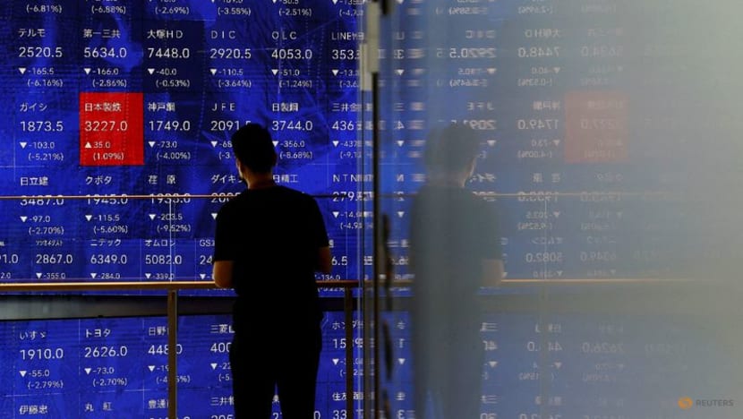 Overseas investors turn bearish on Japanese equities after brutal sell-off Overseas investors turn bearish on Japanese equities after brutal sell-off