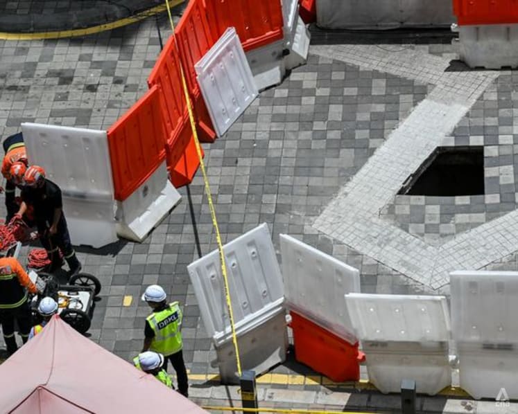 Authorities close Kuala Lumpur road after another sinkhole opens up