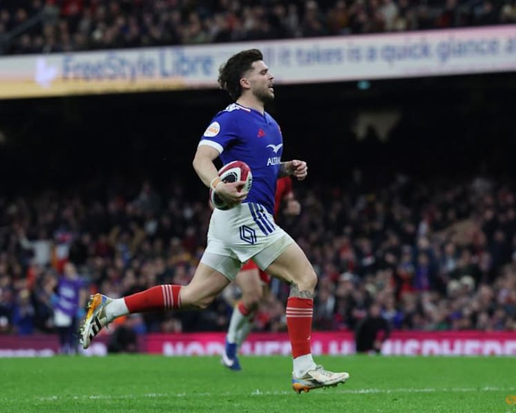 France batter beleaguered Wales with record 54-12 win in Cardiff