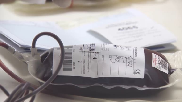 "ரத்த தானம் செய்யும்  இளையர் எண்ணிக்கை கடந்த 10 ஆண்டுகளில் பாதிக்கும் மேல் குறைந்துள்ளது" 