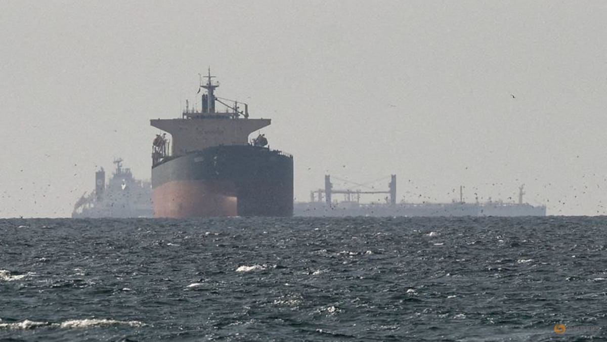 Thai tanker safely transits Strait of Hormuz after talks with Iran