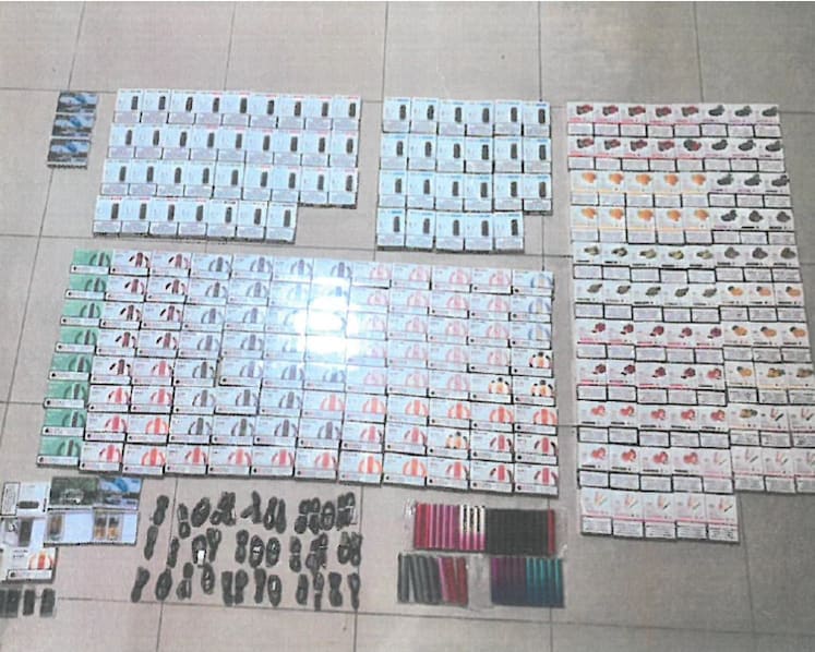 10 people fined for selling e-vaporisers and components online