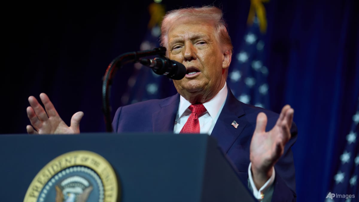 Trump says Venezuela to turn over up to 50 million barrels of oil to US Trump says Venezuela to turn over up to 50 million barrels of oil to US