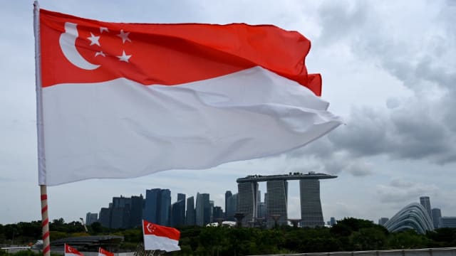 去年共2万1537人获得我国公民权