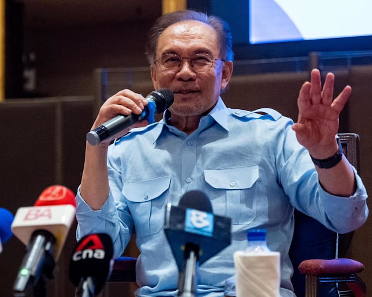 More Malaysians believe country’s going in ‘right direction’, approve of Anwar at 2-year mark as PM: Survey