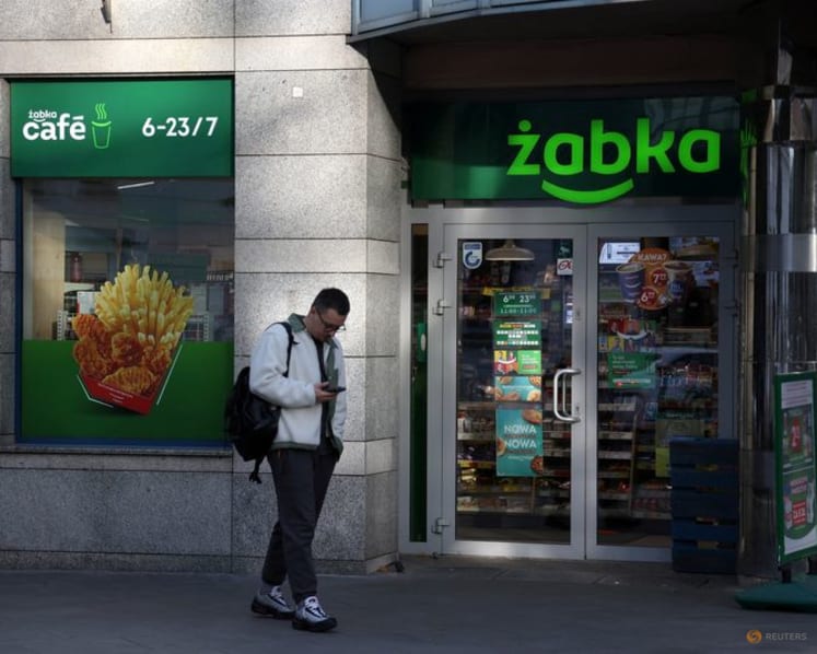 7-Eleven owner's shares jump as Zabka talks burnish Europe expansion push