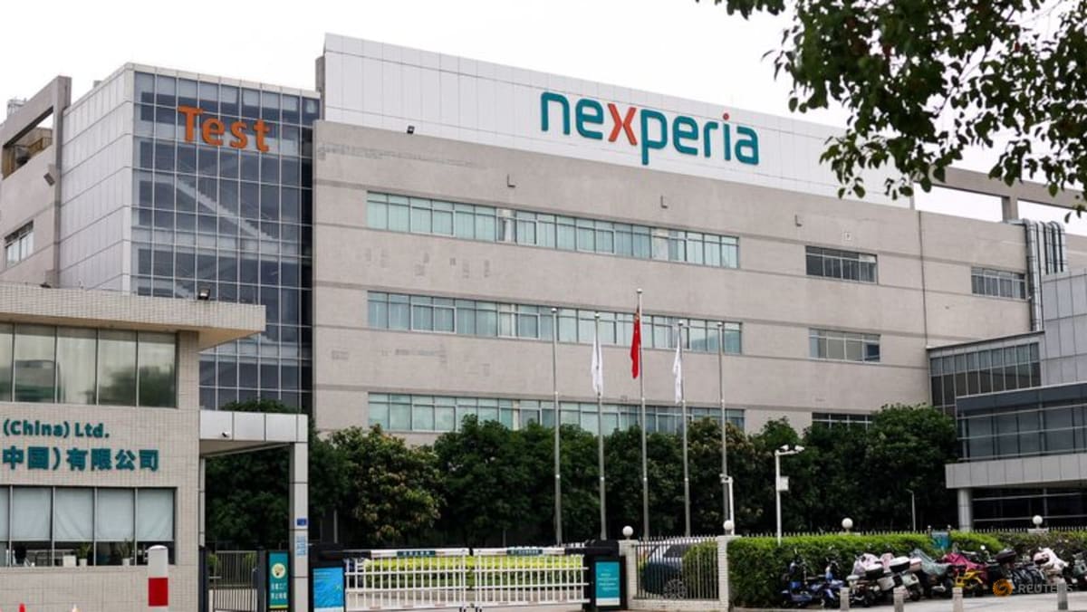 Netherlands suspends Nexperia state control, China talks continue