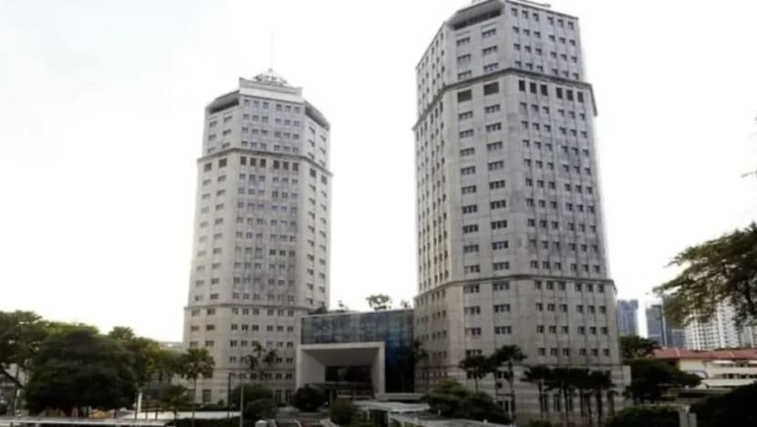 Related article image