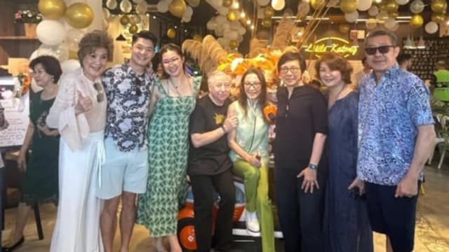 杨紫琼偕夫回怡保开派对　与亲友分享婚后喜悦