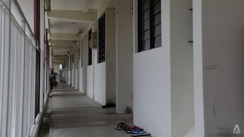Singapore’s lower-income families on ComLink+ scheme to get more help navigating healthcare, housing system Singapore’s lower-income families on ComLink+ scheme to get more help navigating healthcare, housing system