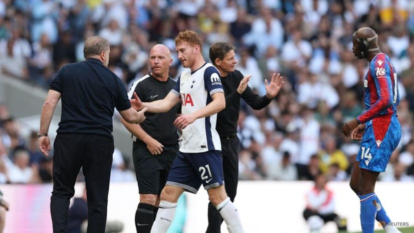 Spurs' Kulusevski undergoes knee surgery ahead of Europa League final