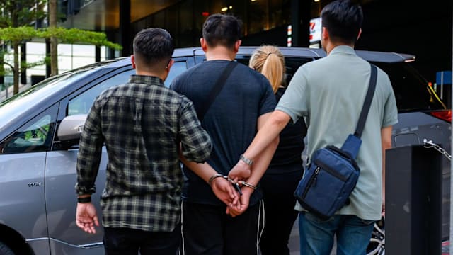 人力部加强取缔非法配送员 再有一名外国人被捕 
