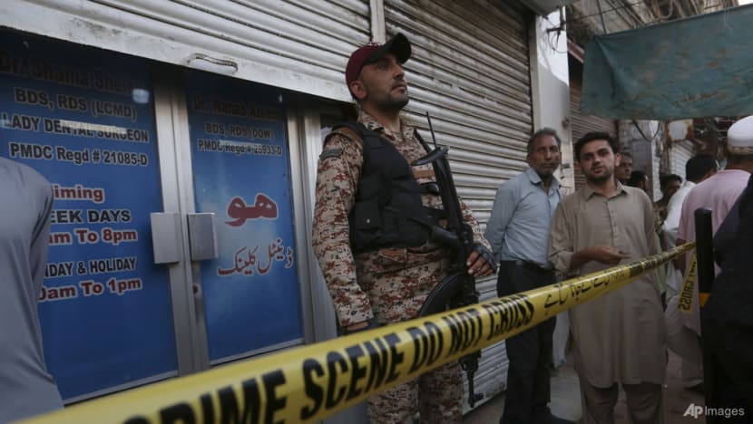Gunman kills Chinese-Pakistani national in Karachi, wounds 2 Gunman kills Chinese-Pakistani national in Karachi, wounds 2