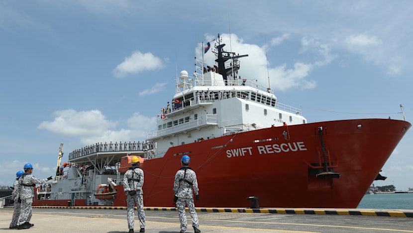 MV Swift Rescue returns to Singapore after finding QZ8501 fuselage