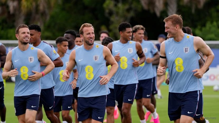 Burn has eye on title despite England's long wait to win World Cup