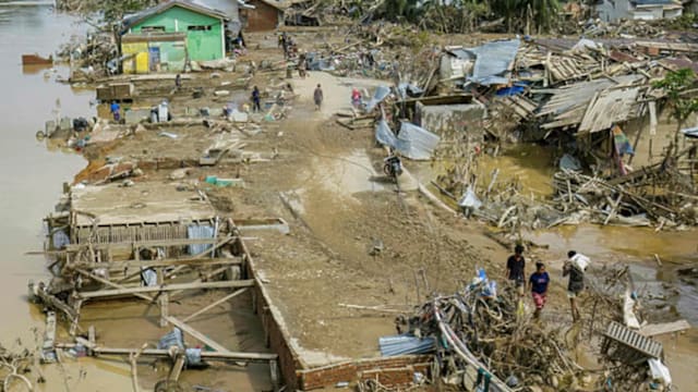 印尼苏门答腊岛洪灾 死亡人数增至804个