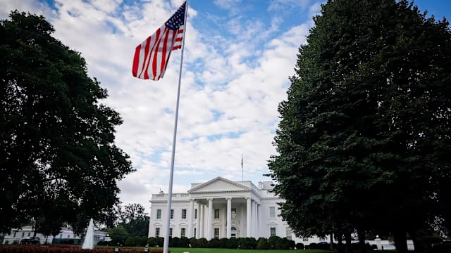 特朗普扩大旅美禁令覆盖范围 再禁七国公民入境