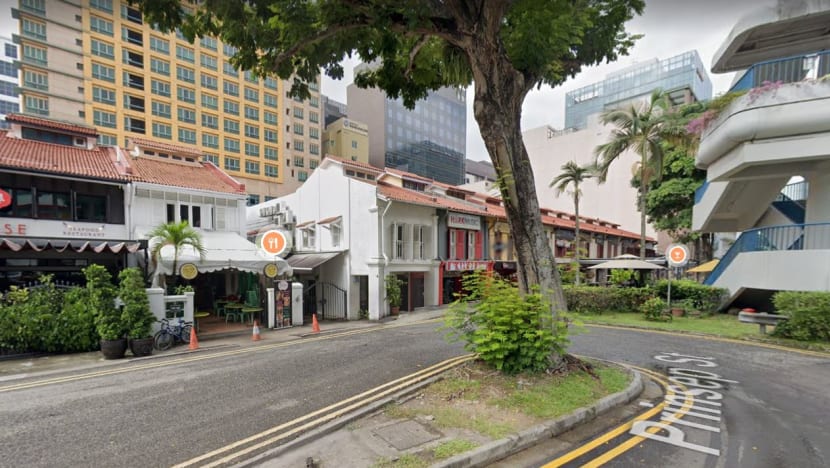 10 F&B outlets fined for breaching safe distancing measures; 5 of them required to suspend dining-in or alcohol sales
