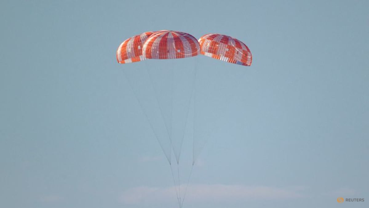 Artemis astronaut describes charring on heat shield during crew's fiery return to Earth