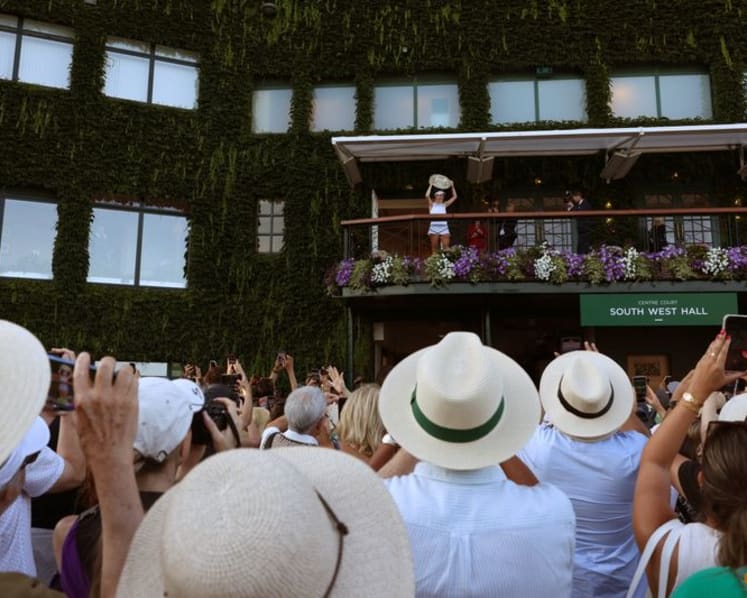 Noskova survives Muchova fightback in all-Czech final to lift  Wimbledon trophy