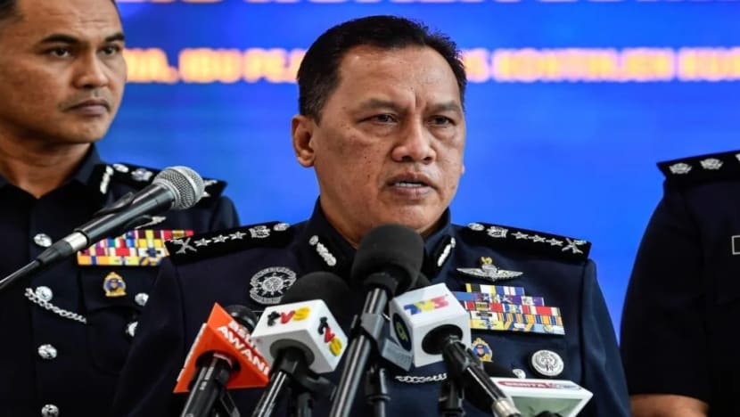 Polis KL tembak mati 4 penjenayah warga Vietnam Polis KL tembak mati 4 penjenayah warga Vietnam