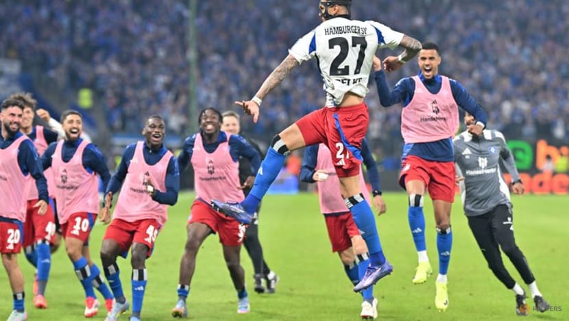 Hamburg return to the Bundesliga after seven years with 6-1 demolition of Ulm Hamburg return to the Bundesliga after seven years with 6-1 demolition of Ulm