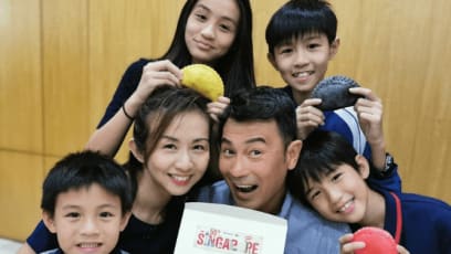 Darren Lim, Who Has 4 Kids With Wife Evelyn Tan, Says He Has Started To Worry About His 18-Year-Old Daughter's Relationship Status