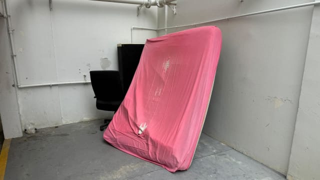 理解问答：乱扔大型家具是违法行为