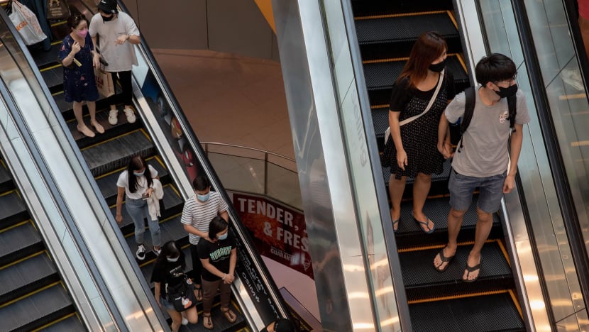 Covid-19: 2,069 new cases and 18 more deaths in Singapore; weekly infection growth rate at 0.88