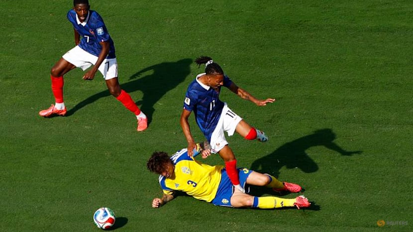Mbappe double as France ease past Sweden 3-0 to reach last 16