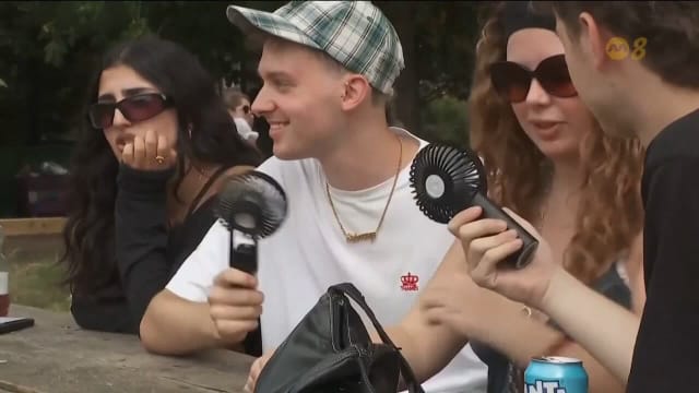 英国环保人士：多人购买手持电风扇 夏季结束后就扔制造大量垃圾