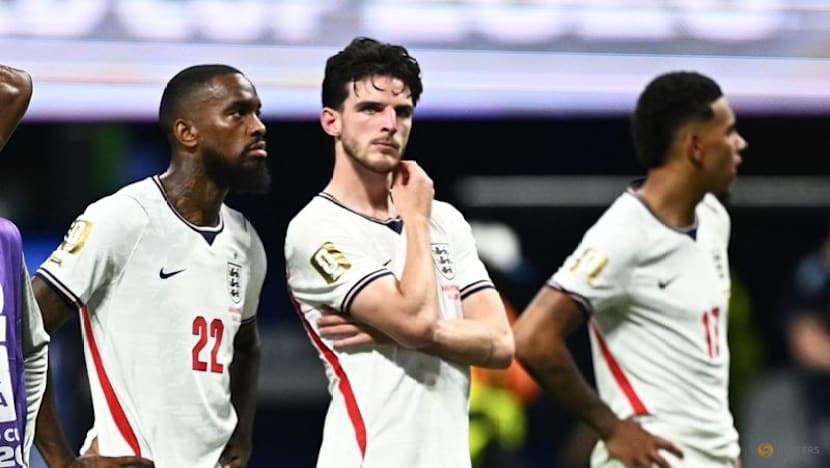 England's bid to hang on blown apart by Argentina masterclass