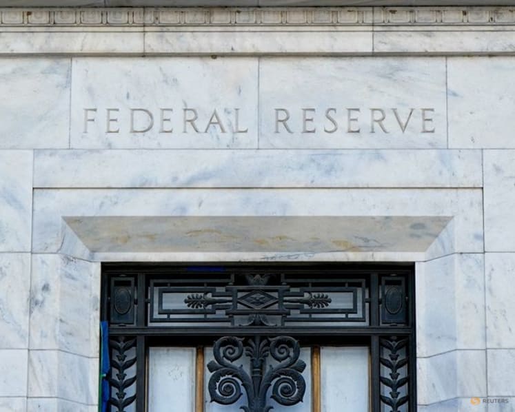 Fed faced with hard choice on weak jobs, high inflation