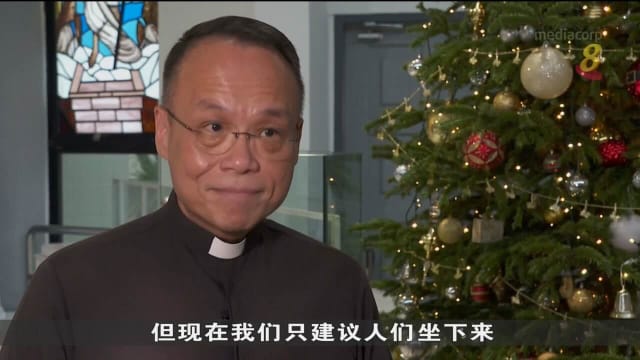 避免阻挡逃生路 天主教堂首次禁迟到信徒站着参与仪式