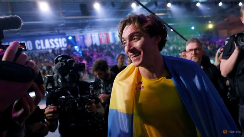 Duplantis sets 15th pole vault world record