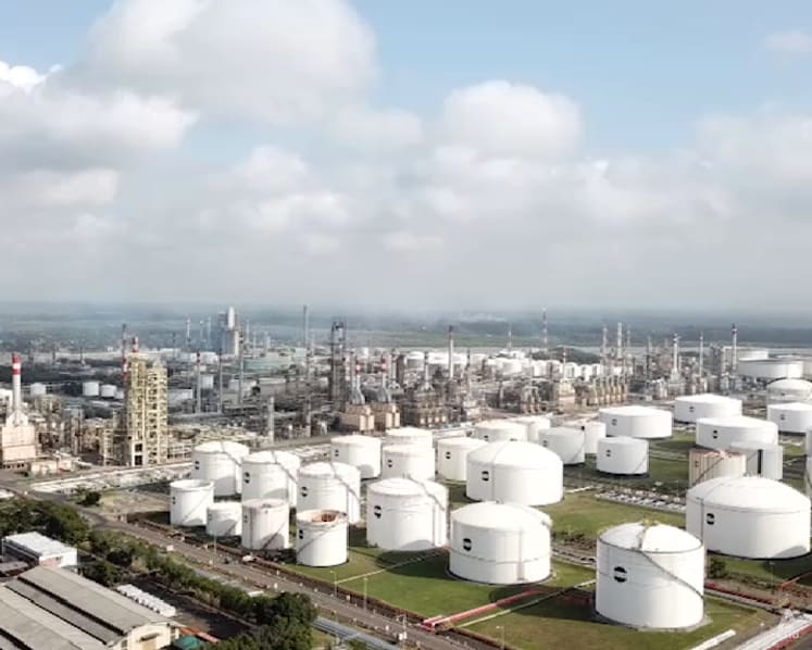 Indonesia plans sustainable aviation fuel production boost amid high costs