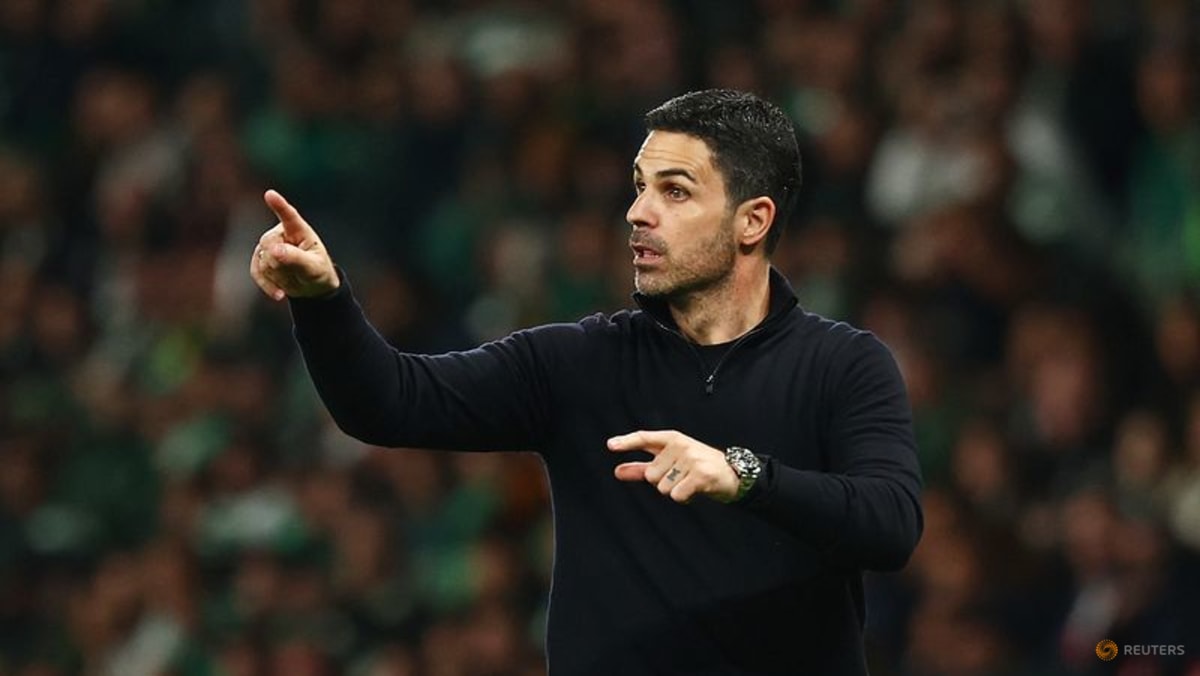 Arteta plays down talks regarding new Arsenal contract