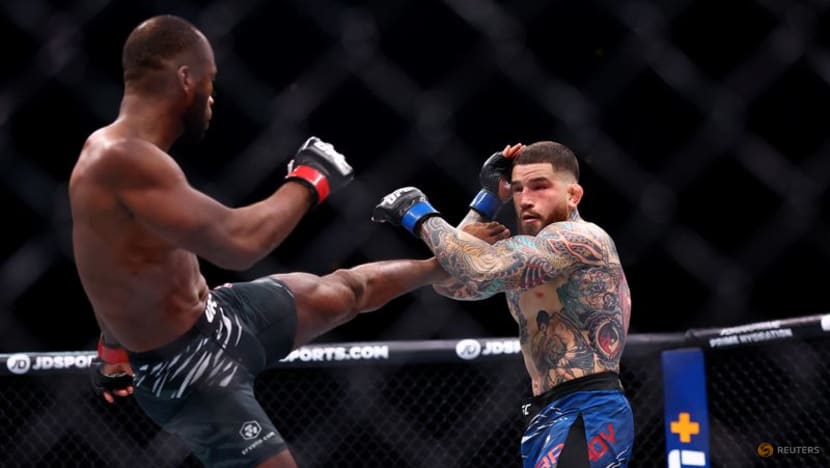 Brady tees up UFC title shot with submission win over Edwards