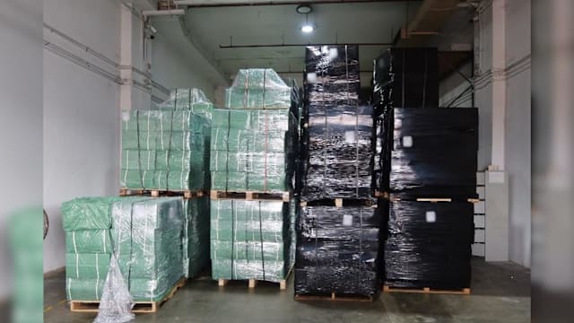 关税局在樟宜自由贸易区仓库 起获8万多条冒牌香烟