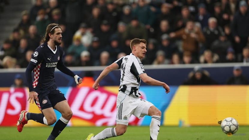 Newcastle ease to 3-0 win over PSV to book knockout place