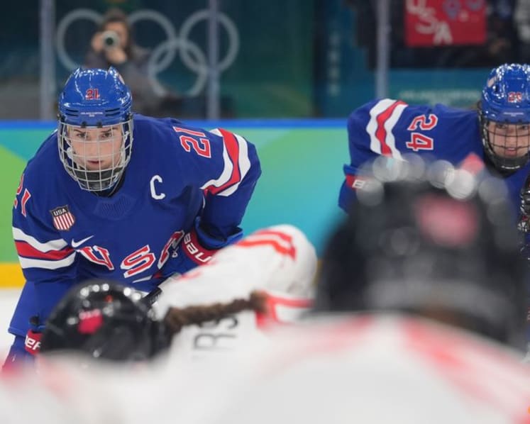 Ice hockey-Captain Knight bows out on a high as US win gold