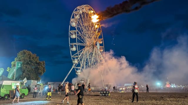 德国音乐节摩天轮起火 逾30人伤包括警消人员