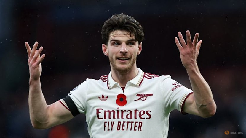 Relentless Arsenal beat Burnley to stretch Premier League lead