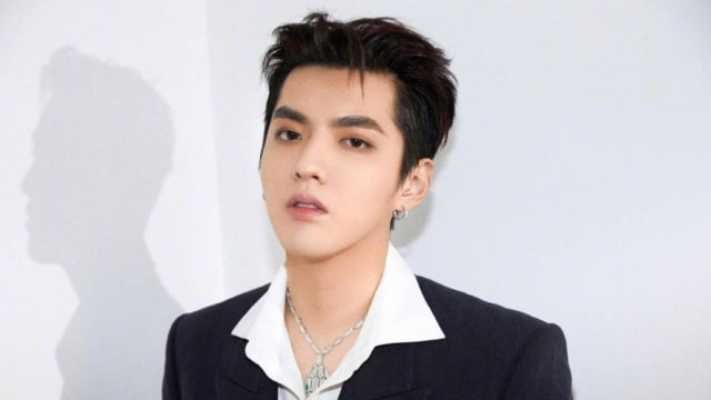 吴亦凡惨赔360万元　狱友曾见他掉泪